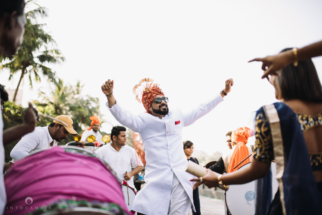 mumbai_marathi_wedding_photographer_intocandid_photography_ketan_manasvi_065.jpg