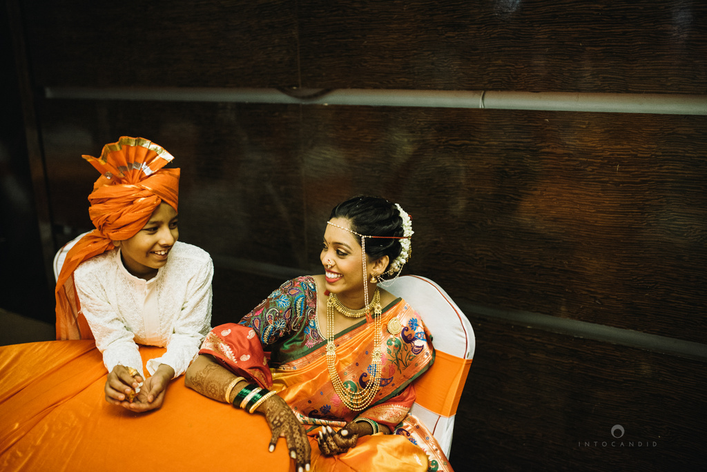 mumbai_marathi_wedding_photographer_intocandid_photography_ketan_manasvi_080.jpg