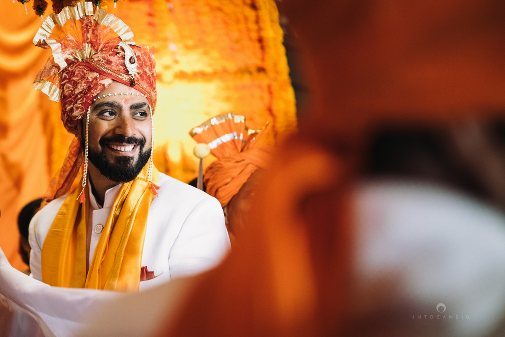 mumbai_marathi_wedding_photographer_intocandid_photography_ketan_manasvi_084.jpg