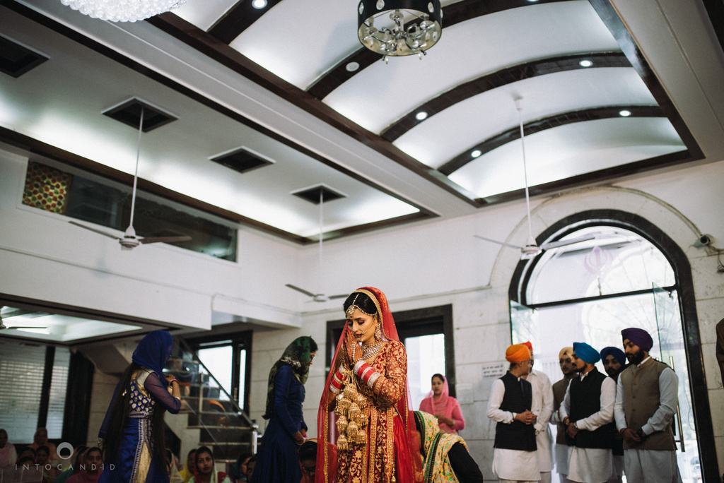 mumbai_wedding_photographer_delhi_wedding_intocandid_ketan_manasvi_lakhbir_dotdusk_photographer_35.jpg