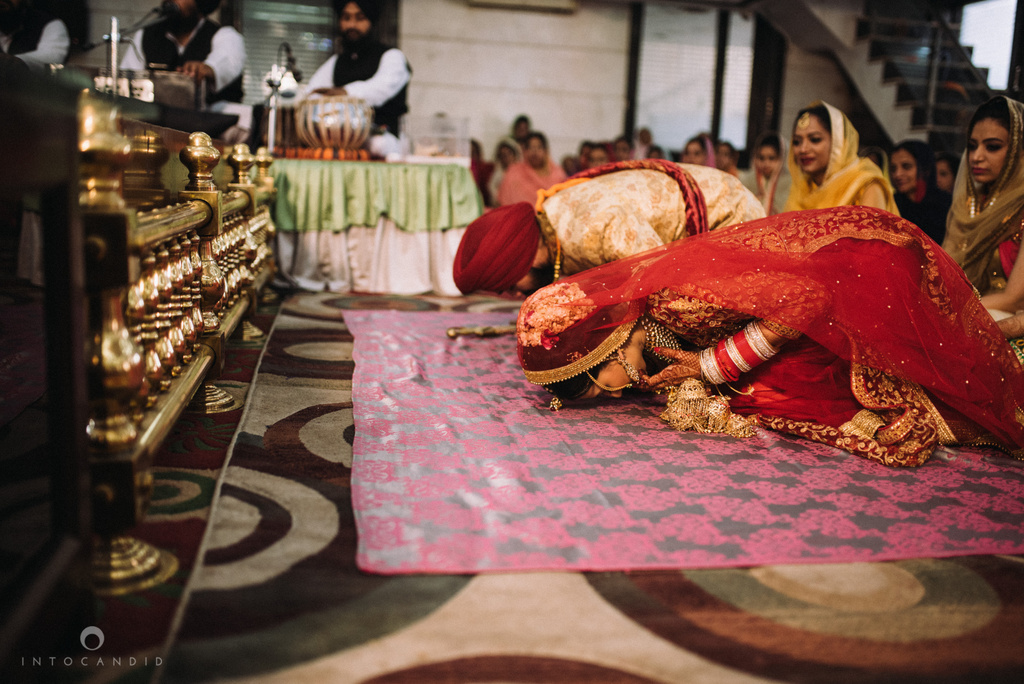 mumbai_wedding_photographer_delhi_wedding_intocandid_ketan_manasvi_lakhbir_dotdusk_photographer_45.jpg