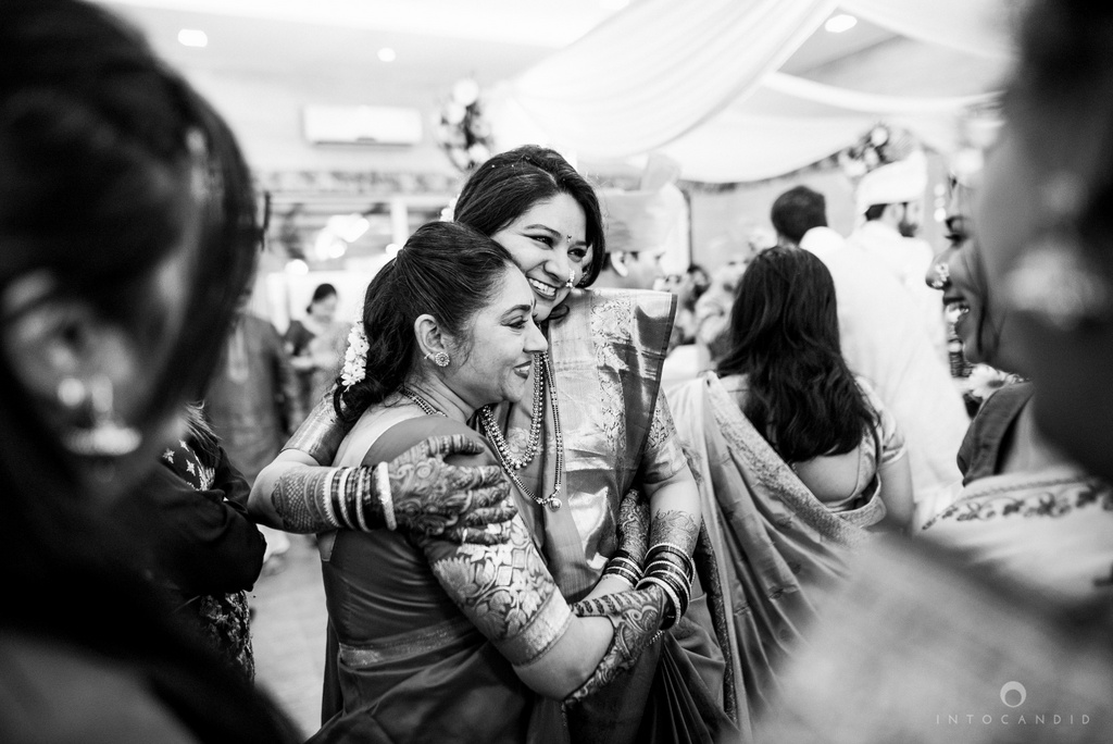 mumbai_wedding_photographer_maharasthrian_wedding_photographer_ta_37.jpg