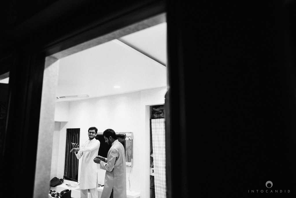 mumbai_candid_wedding_photographer_ketanmanasvi_intocandid_photography_28.jpg