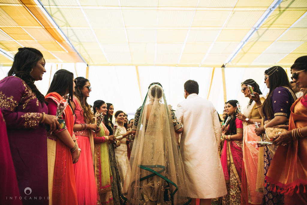 mumbai_candid_wedding_photographer_ketanmanasvi_intocandid_photography_45.jpg