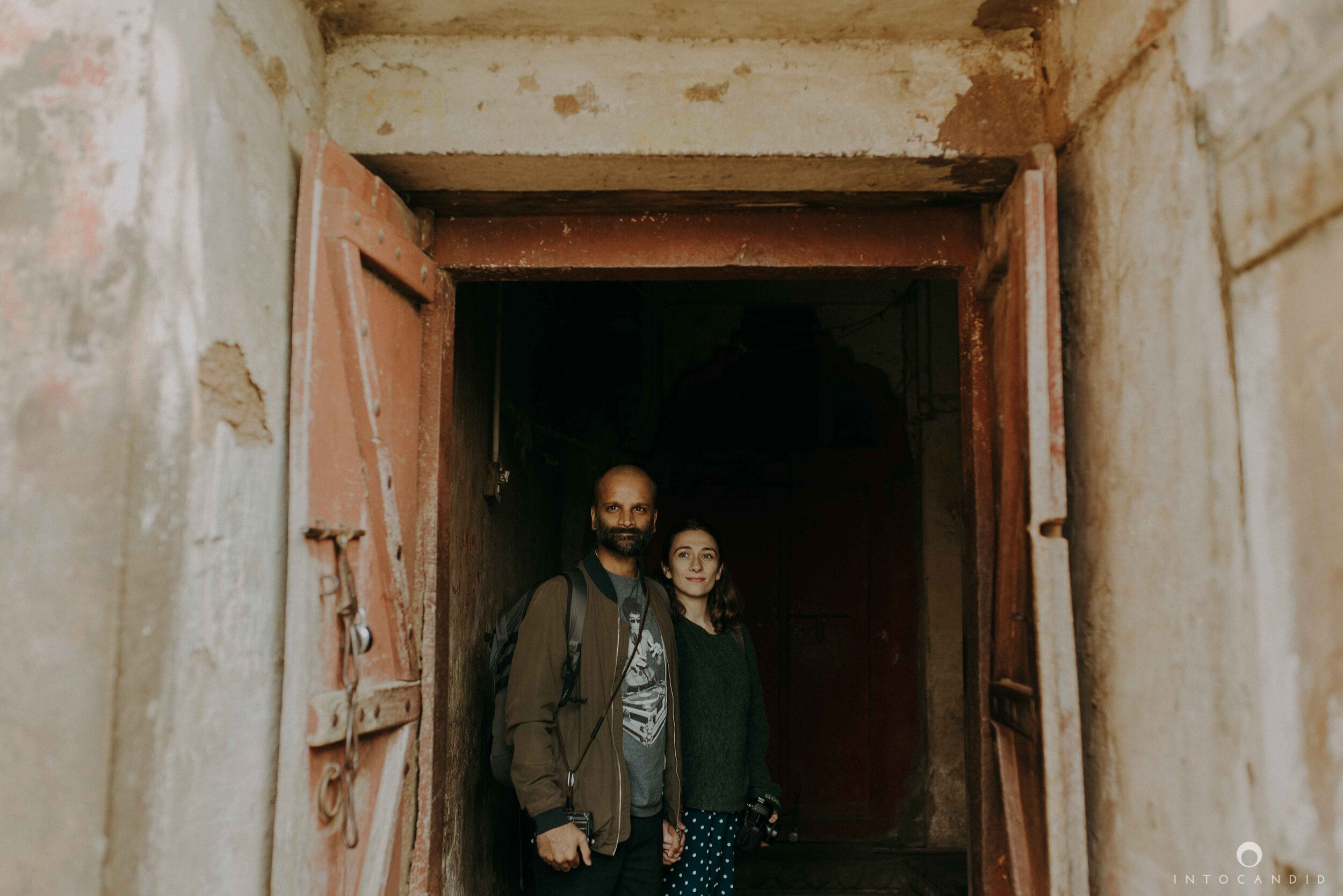 Varanasi_India_Engagementsession_Into_candid_photography_06.JPG