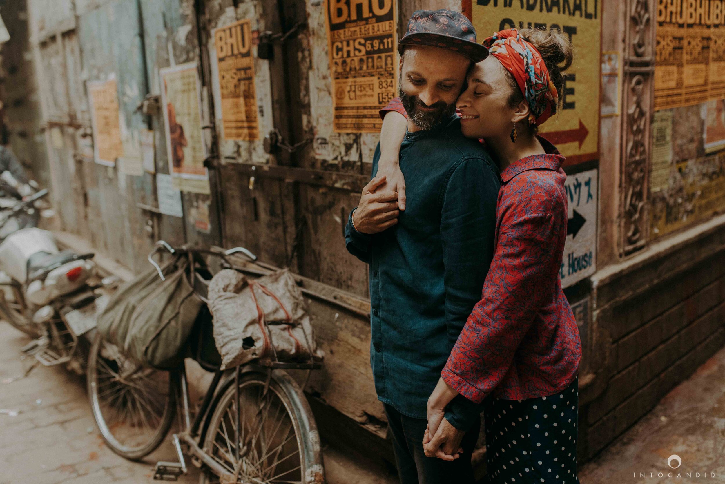 Varanasi_India_Engagementsession_Into_candid_photography_51.JPG