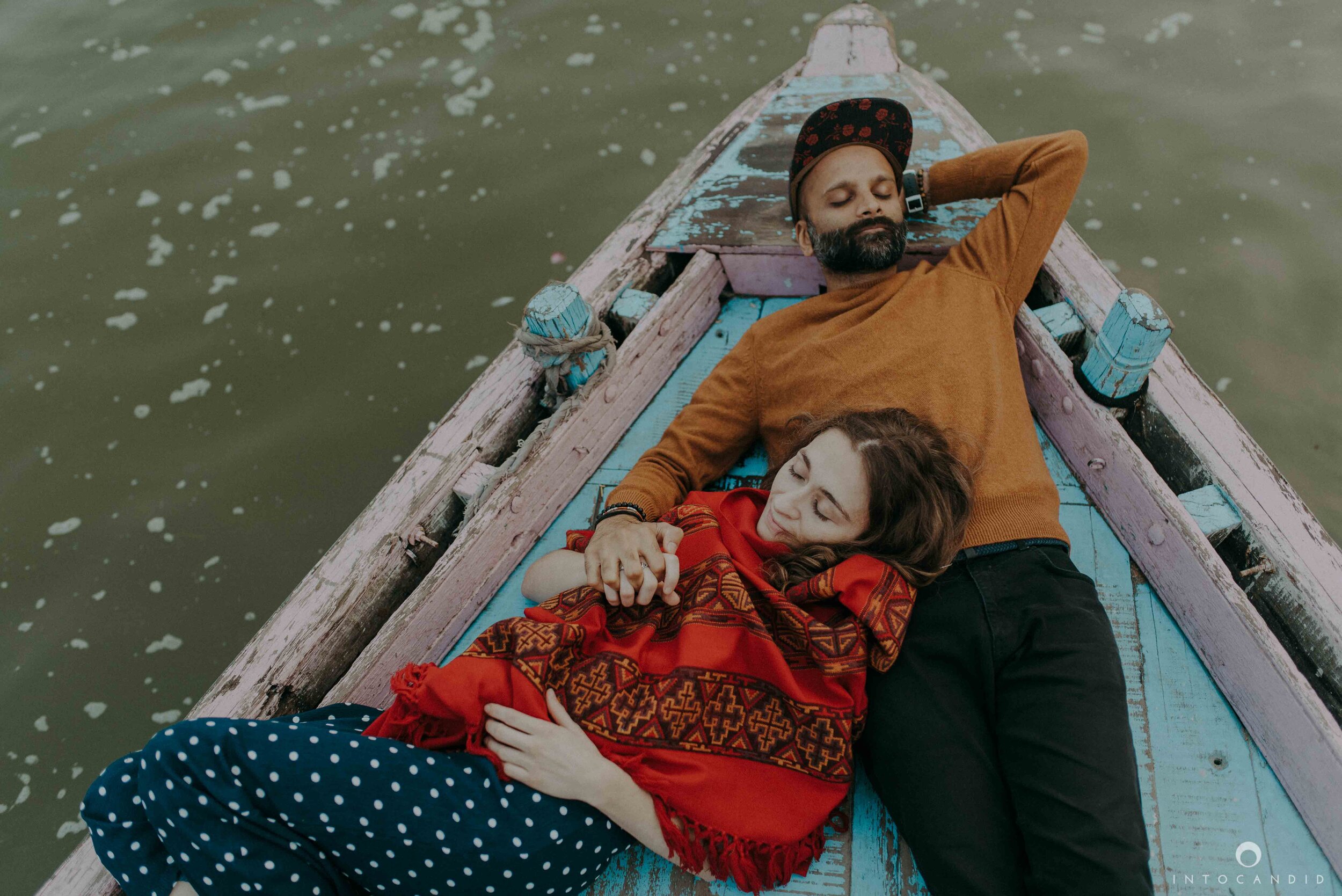 Varanasi_India_Engagementsession_Into_candid_photography_74.JPG