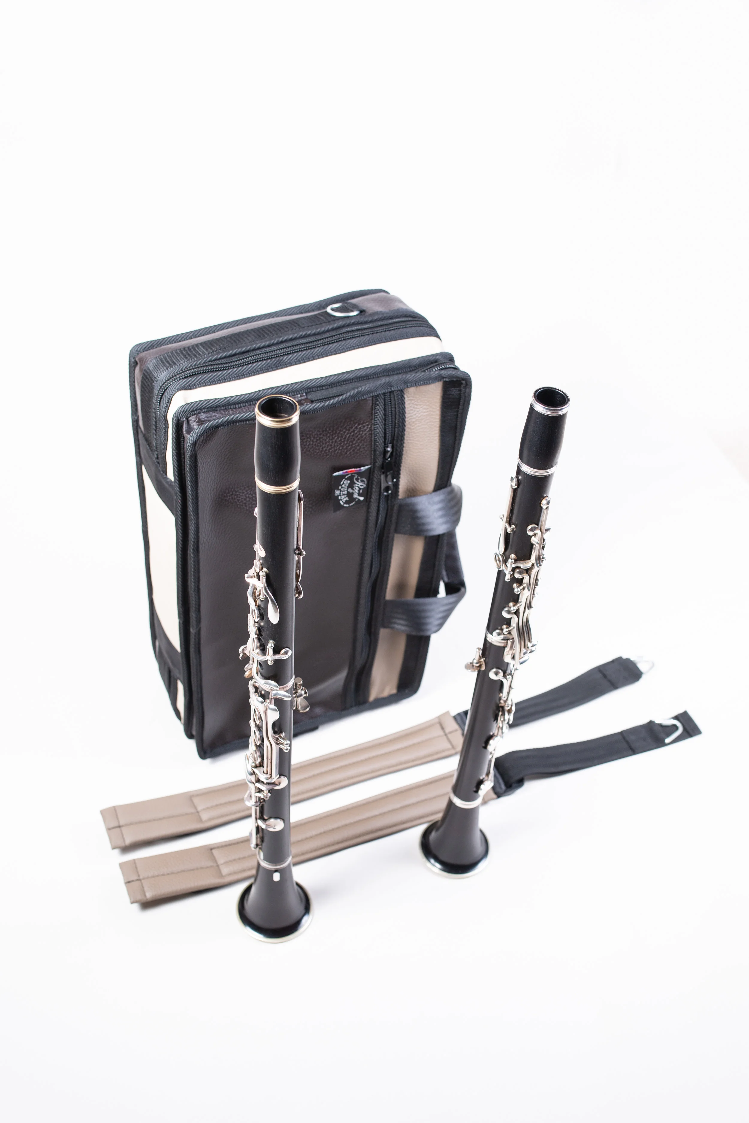 Reed and Squeak casesReed and Squeak cases and musical instruments