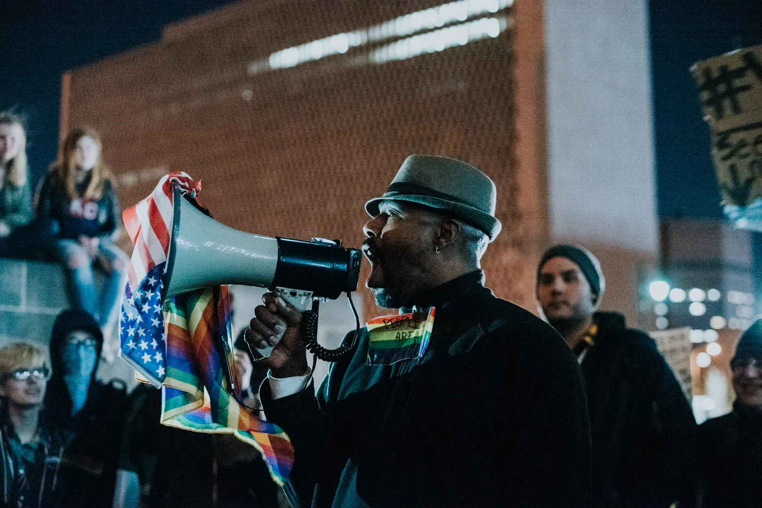 161111_love_trumps_hate_8940.jpg
