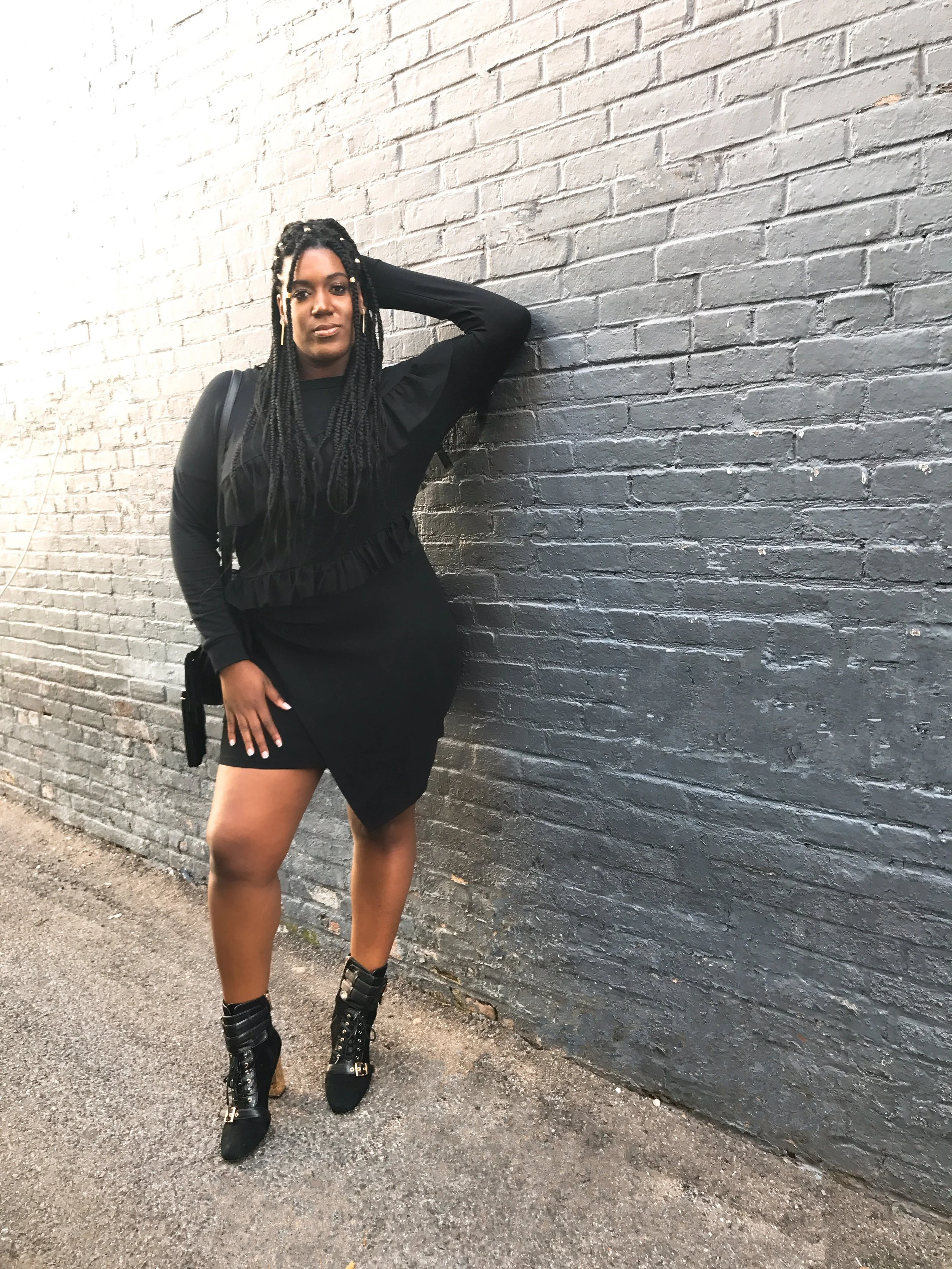 Charmant Style Black Look.jpg
