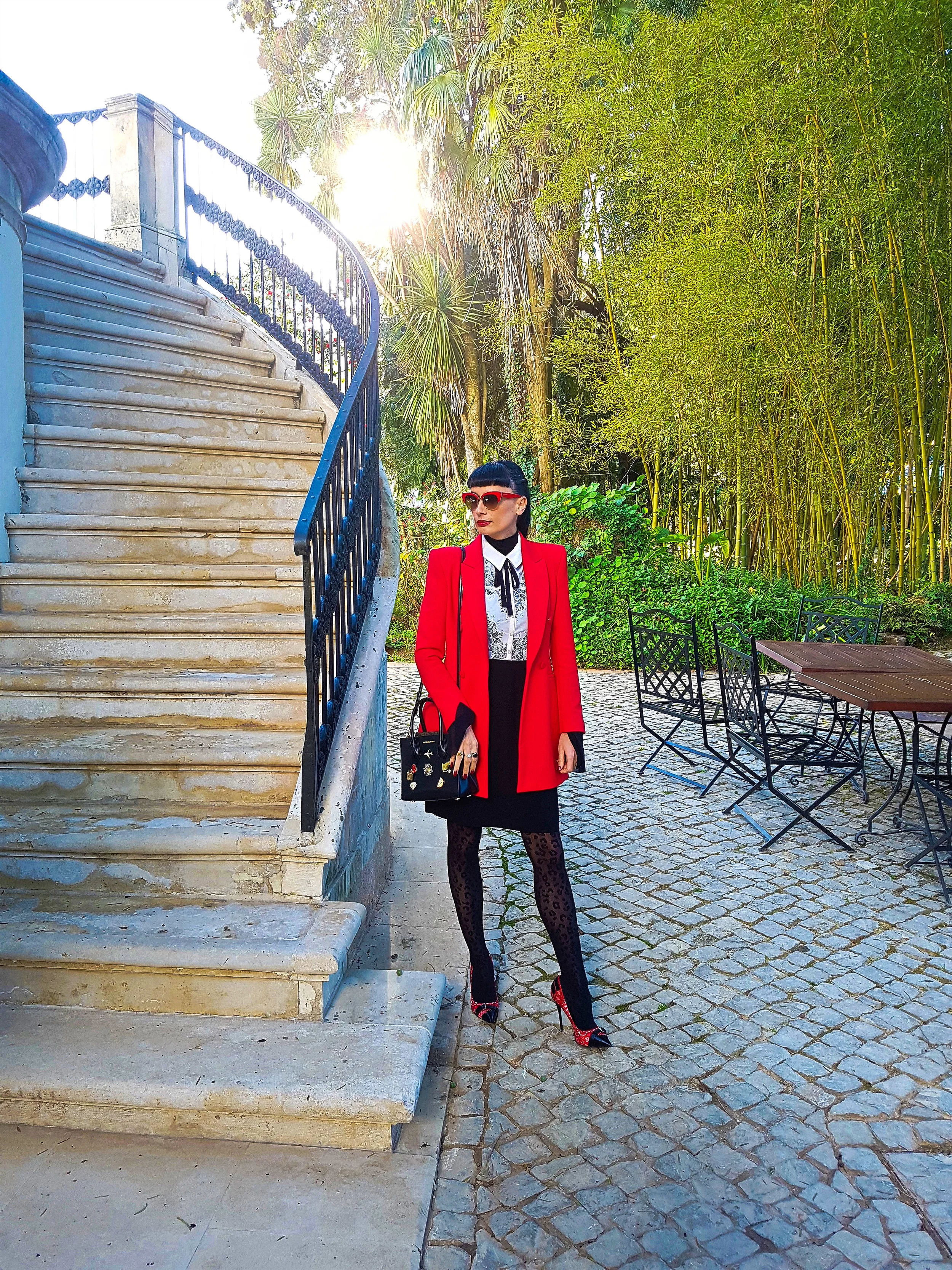 Red, Black and White!