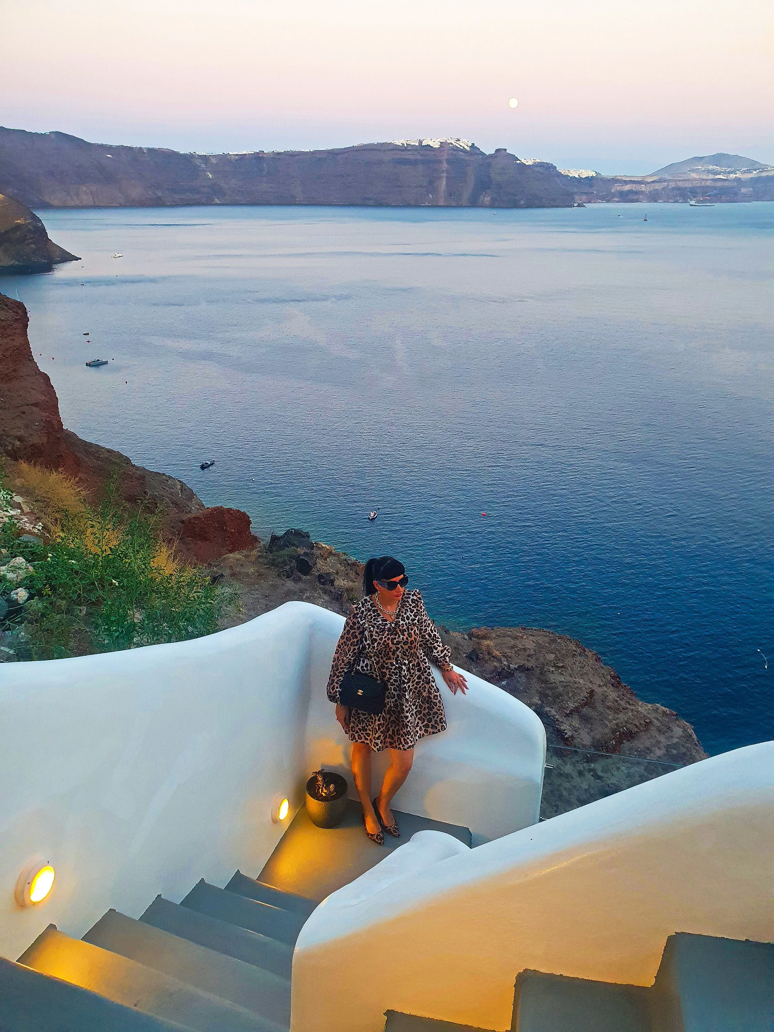 Santorini LookBook - Outfit 1