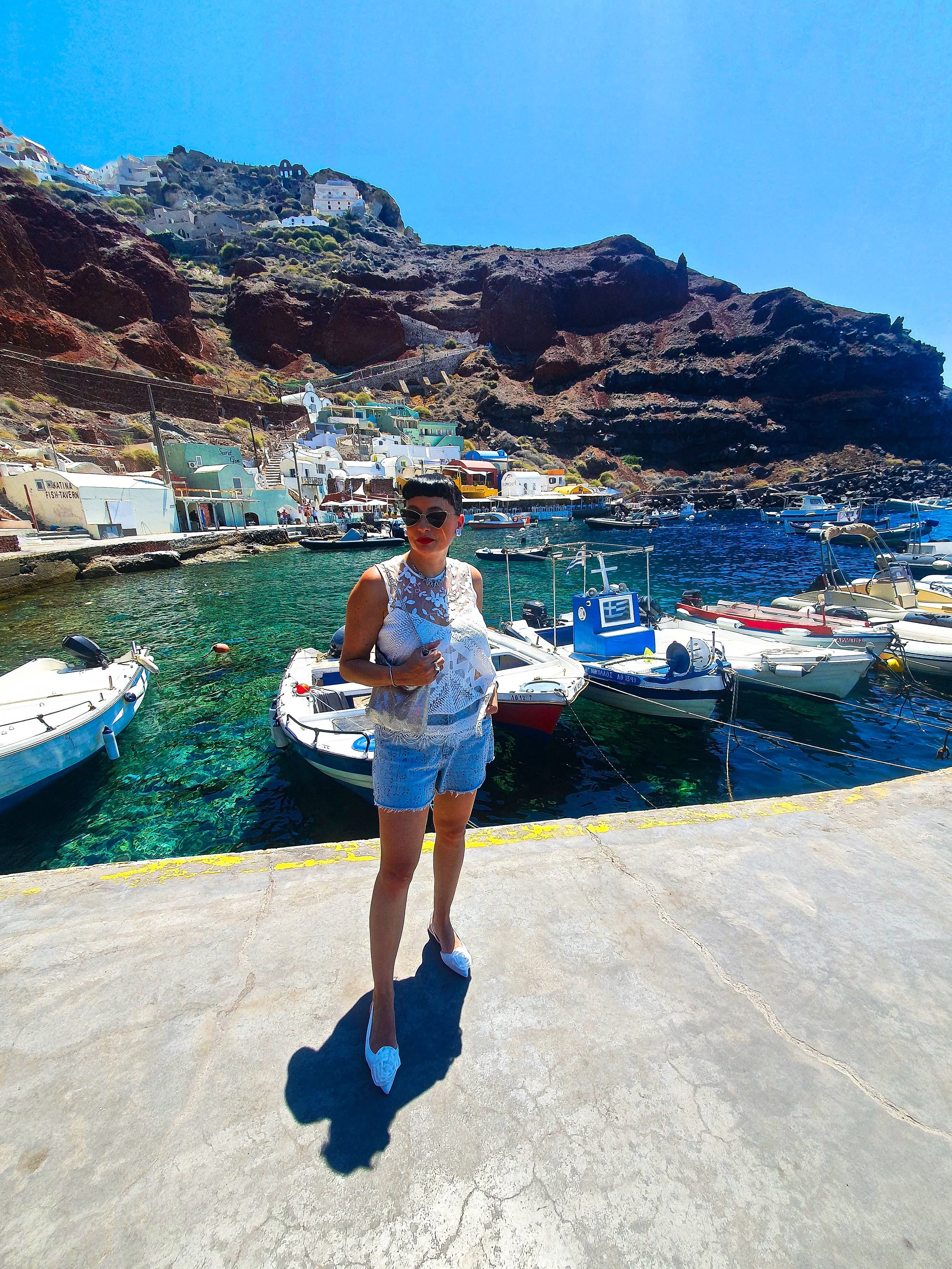 Santorini LookBook - Outfit 3