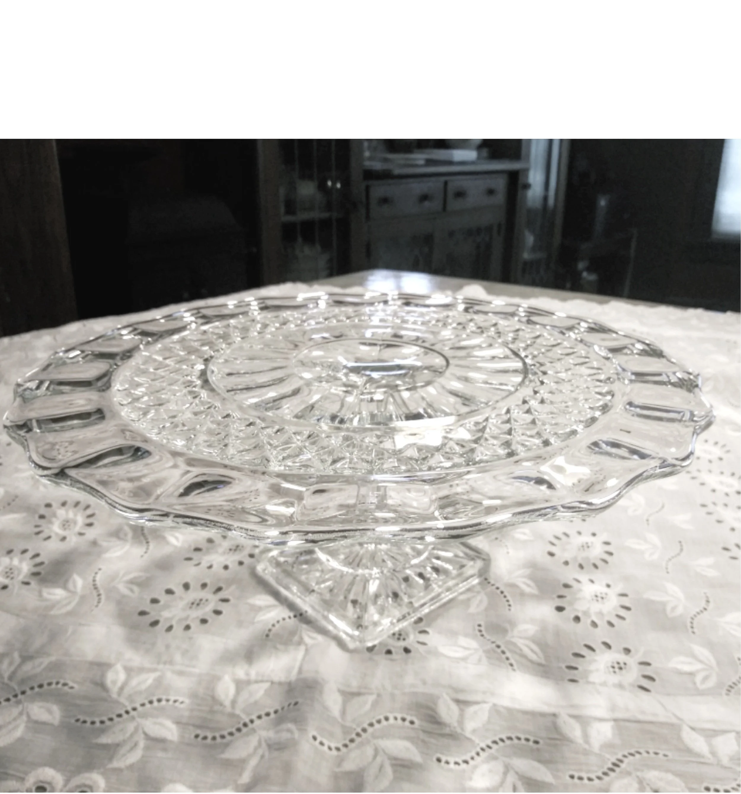 Vintage+Clear+Glass+Cake+Pedestal+-+H.jpg