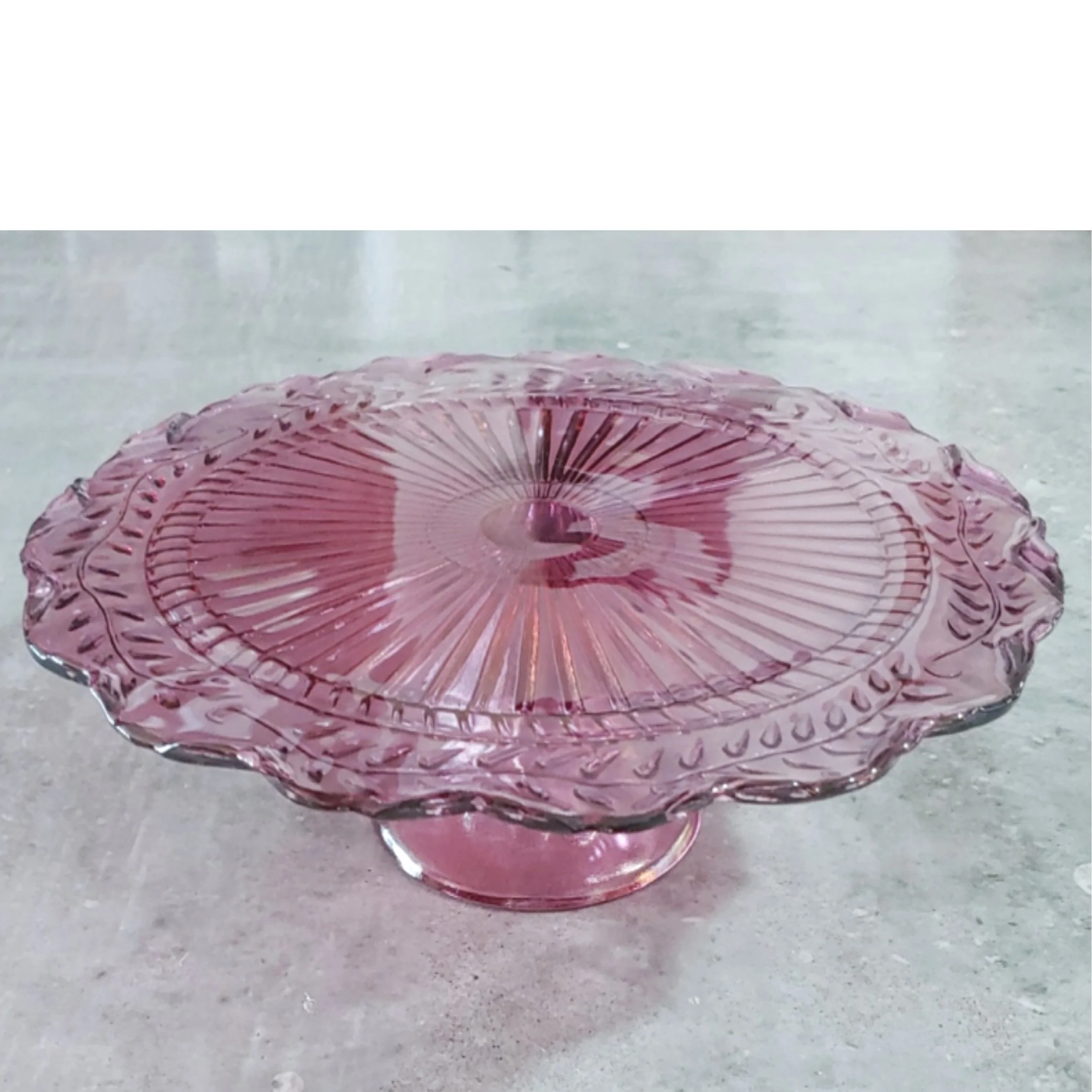 Large+Purple+Glass+Cake+Pedestal.jpg