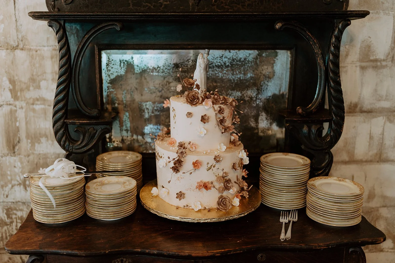 Caroline + Thomas_ Michigan Wedding _ San Diego Photographer Parallel33 Photography-175.jpg