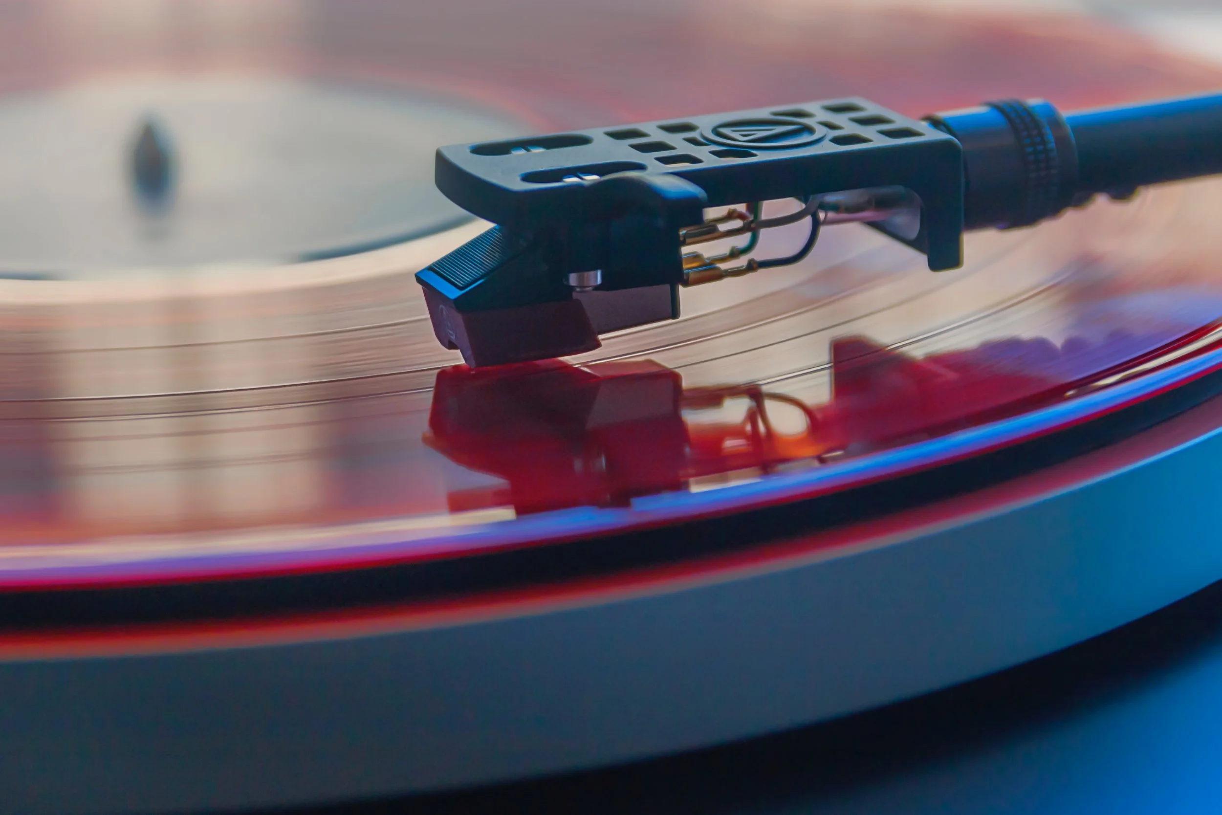 Tracks on Tap: July 6th (RÓSA and Like Pacific)
