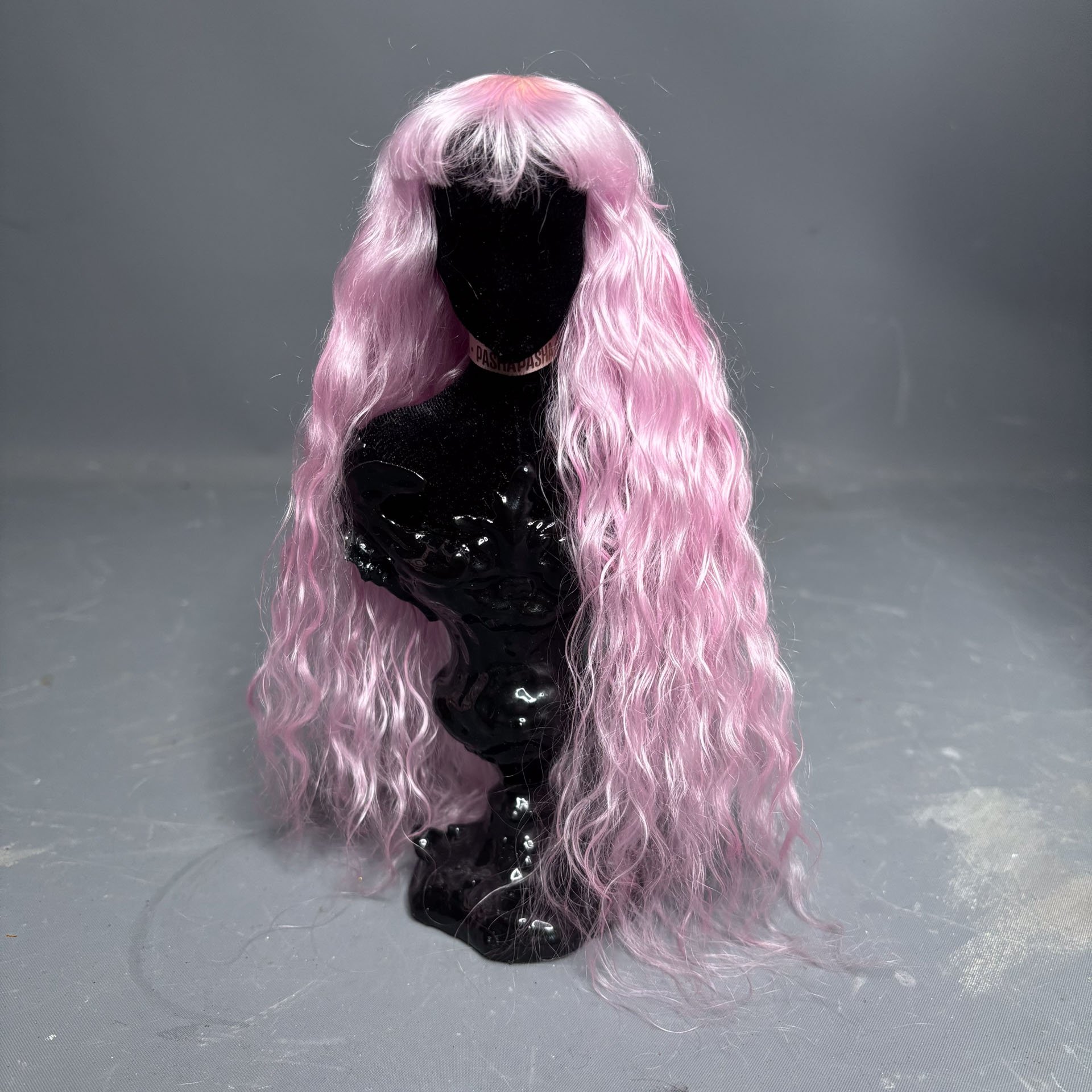 #11 Mini Wig