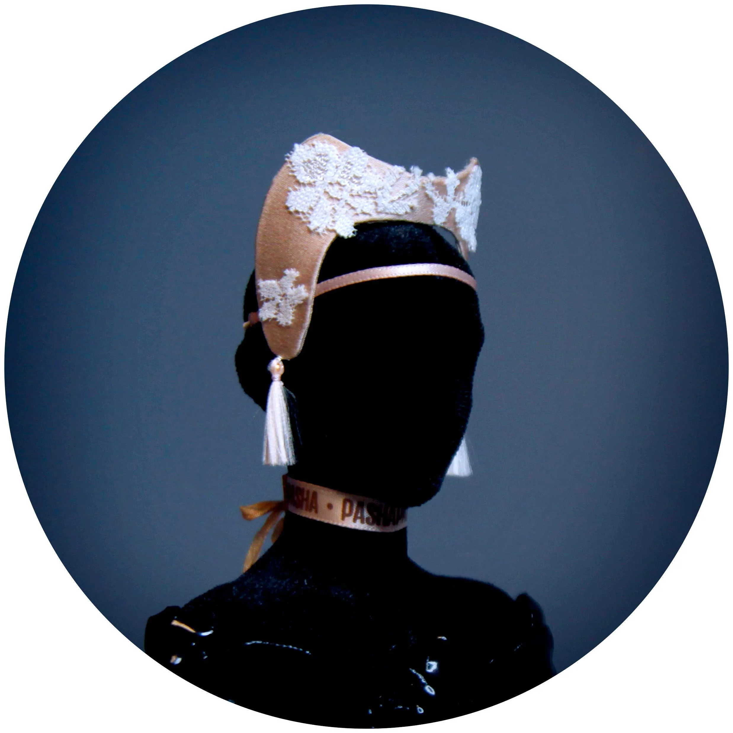 Cappuccino-Kiss-Crown3.jpg