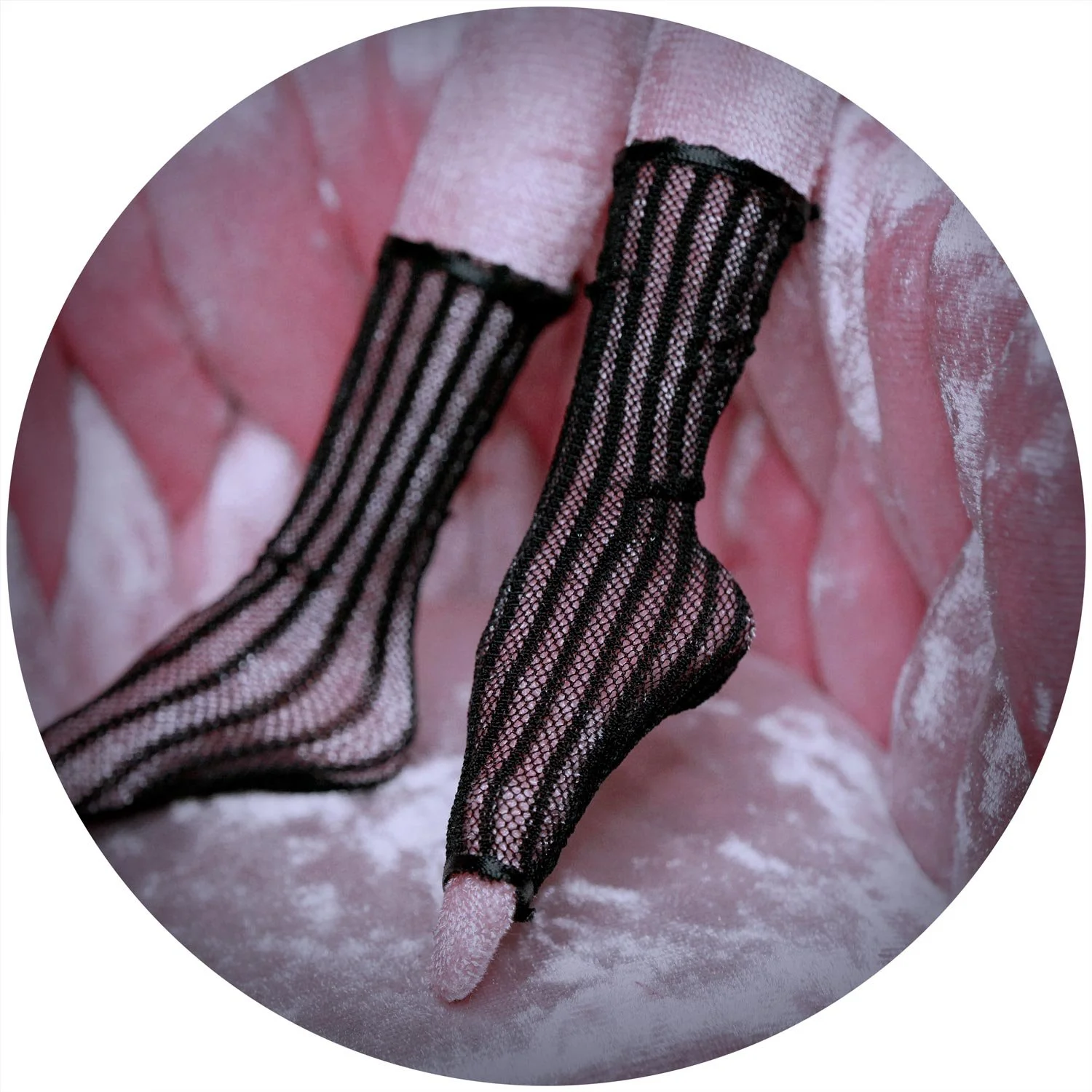 DD-OpenToeStockings-1-1.jpg