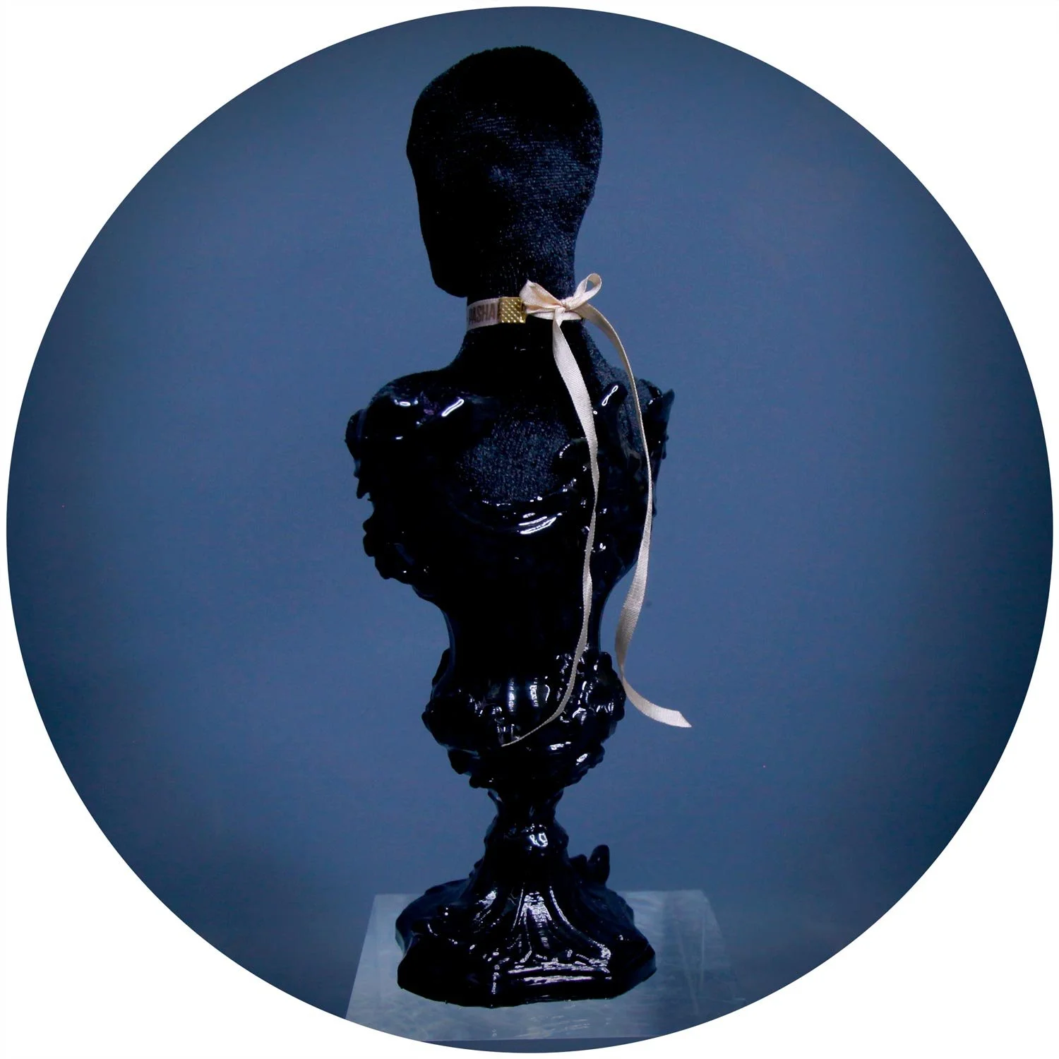 XYWigMannequin-DarkColorway-1.0-6.jpg