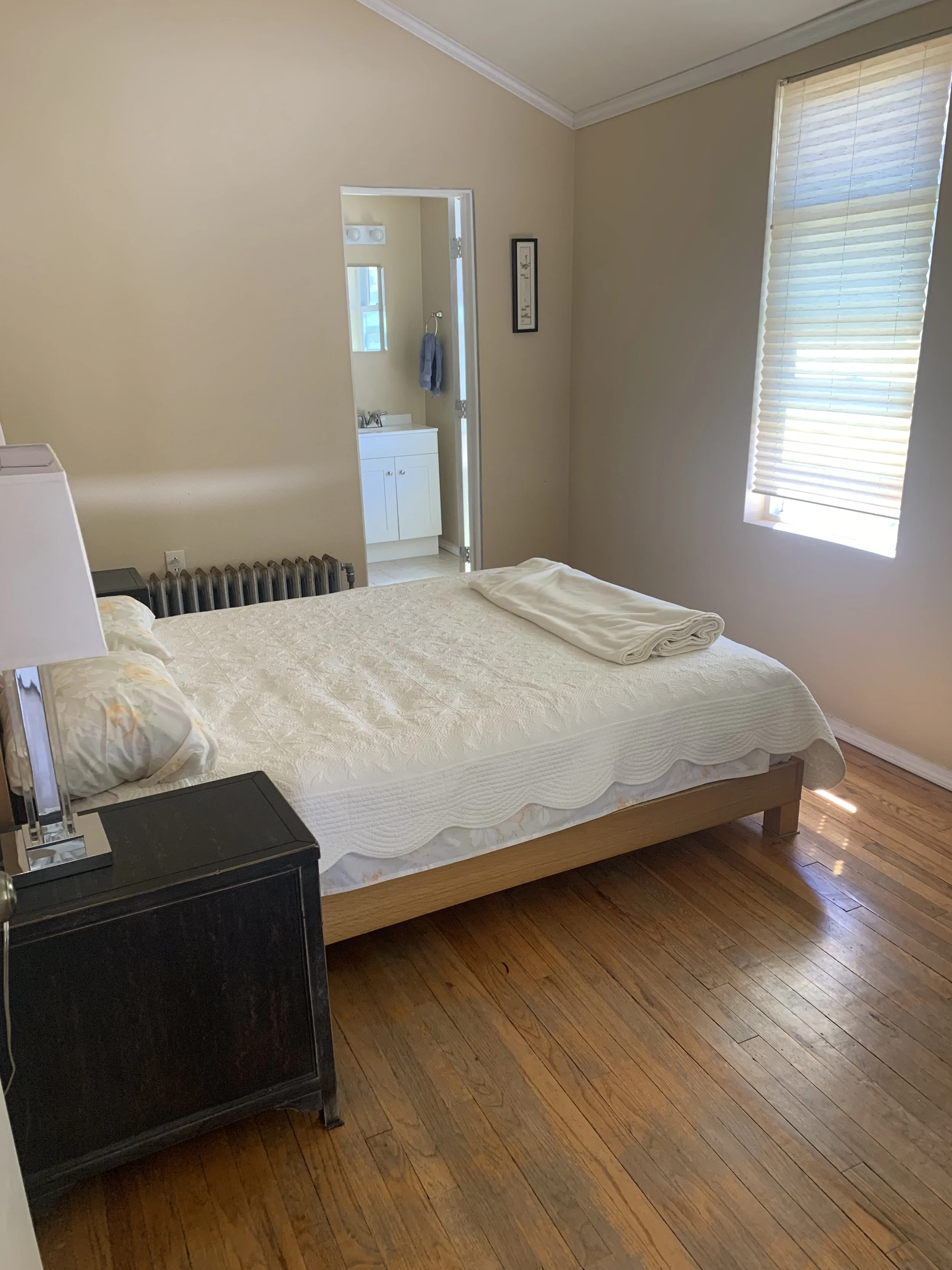 Private Room with Bathroom &amp; Shower