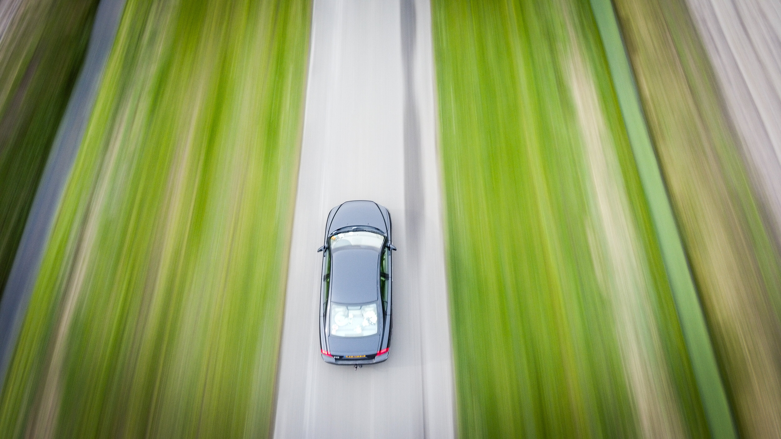 How to Shoot Motion Blur on Moving Vehicles: Drones + DJI Mavic