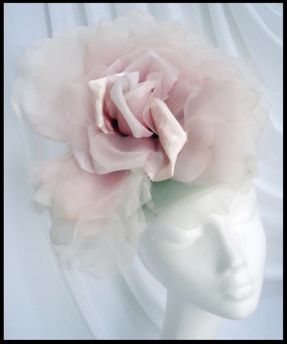 Gallery — Lisa Farrell Millinery display picture 1