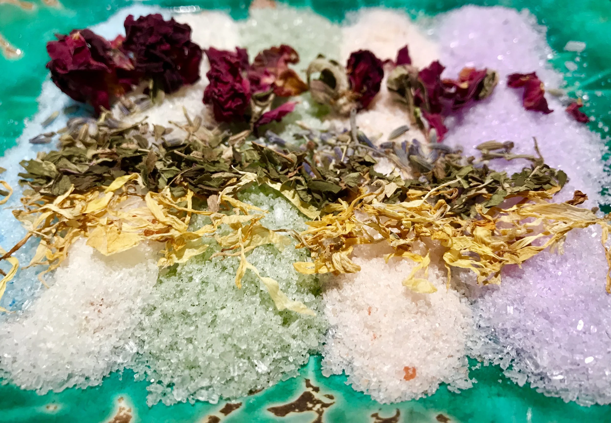 You wont believe how amazing our new bath salt bar looks now!