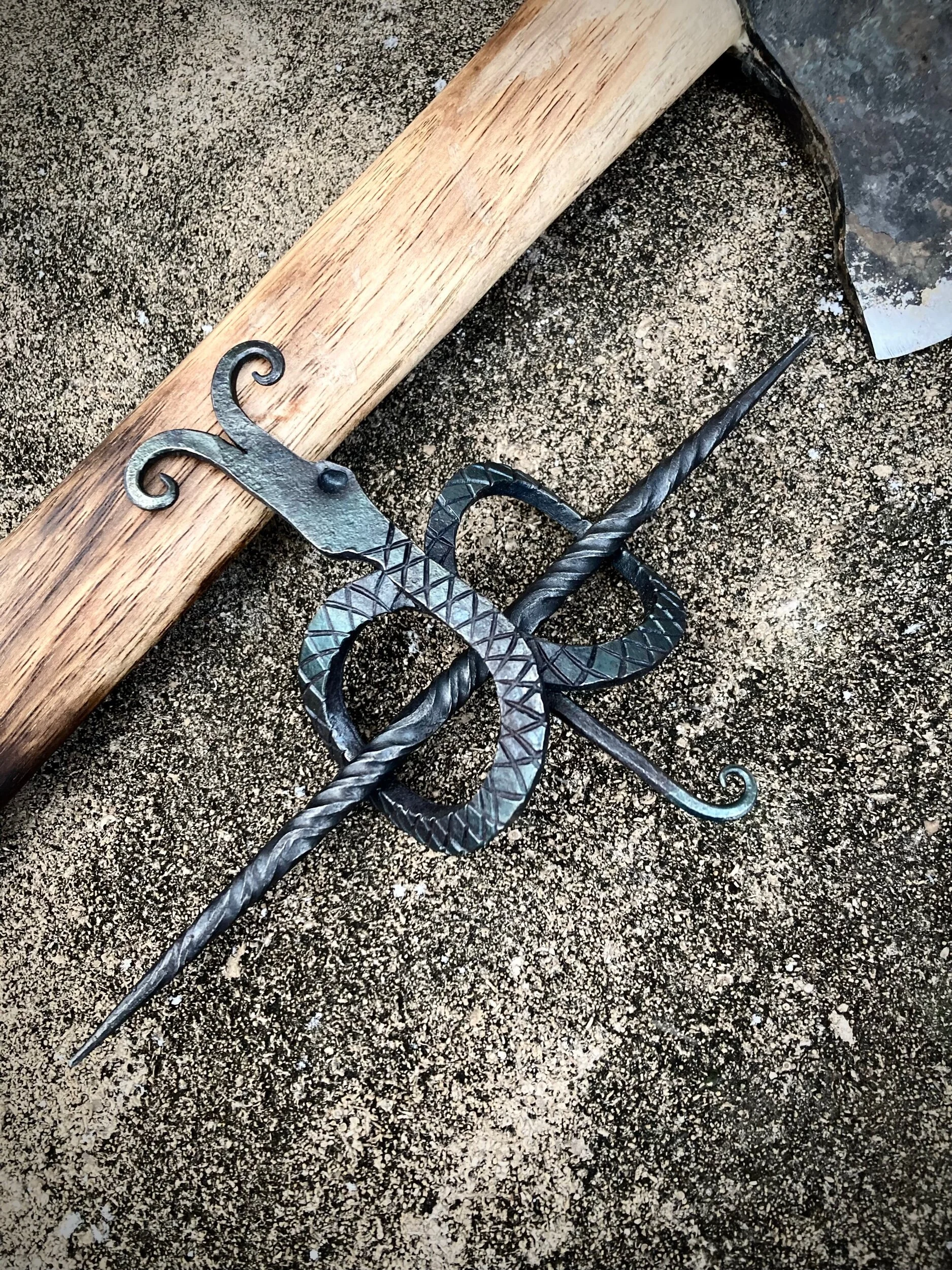 10FFB7E3-4F24-45B2-91FD-6EBD1840D9B3