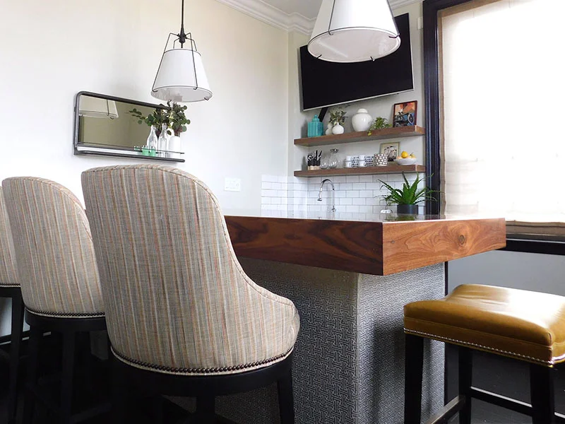 bar+corner.jpg