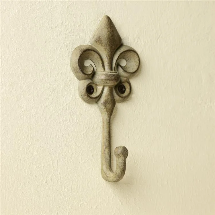 Fleur de Lis Single Hook 33479