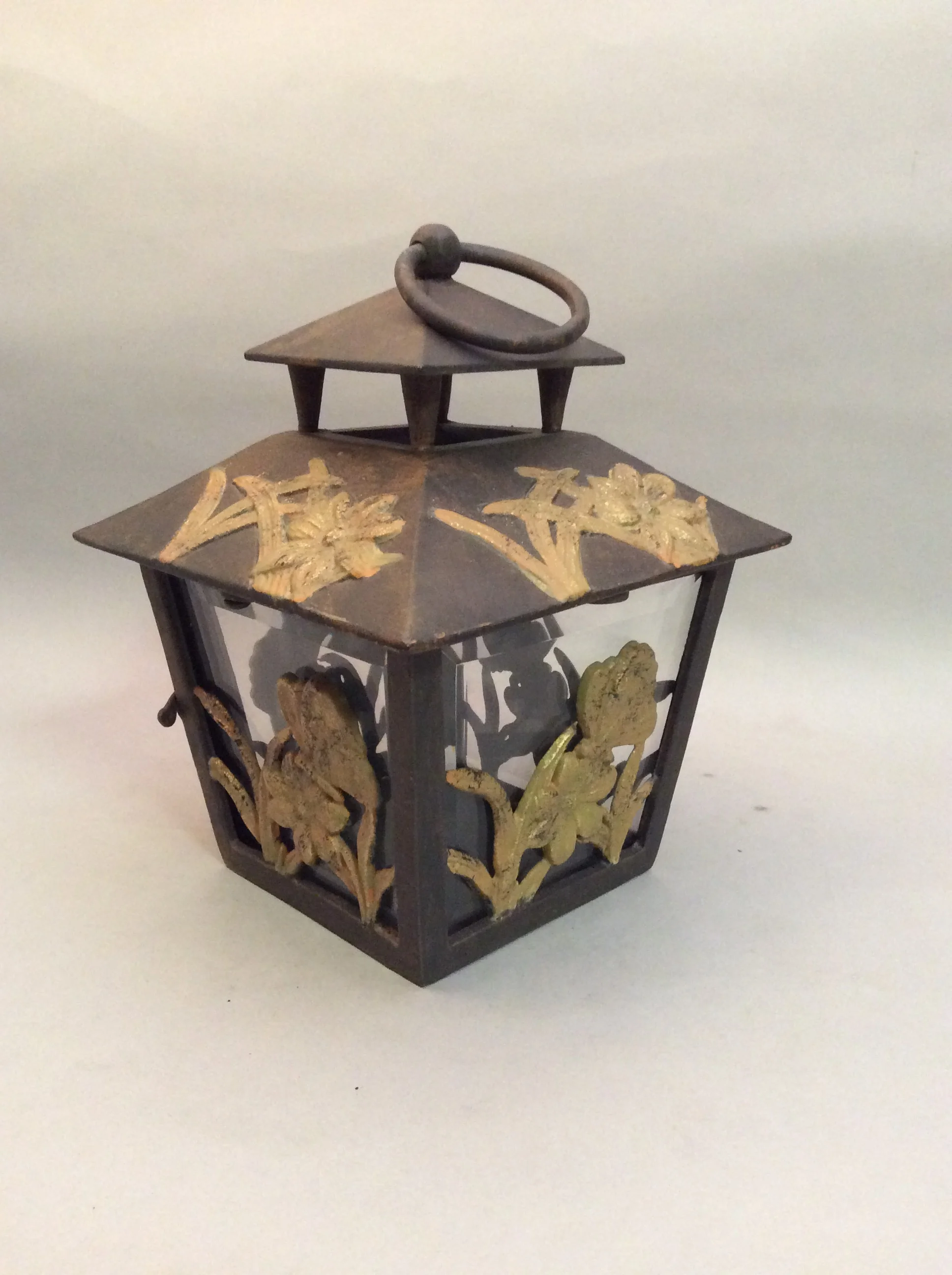 Hanging Asian Accent Lantern