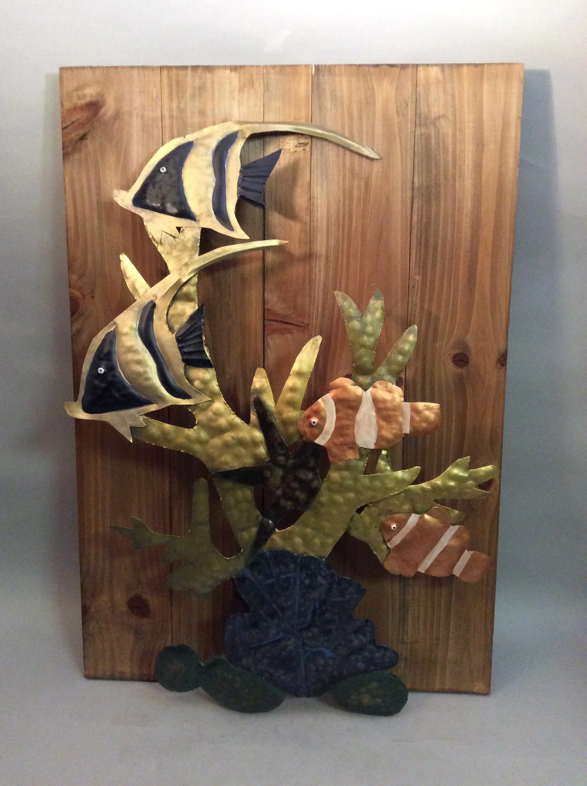 Tropical Fish With Wood Background Wall Decor