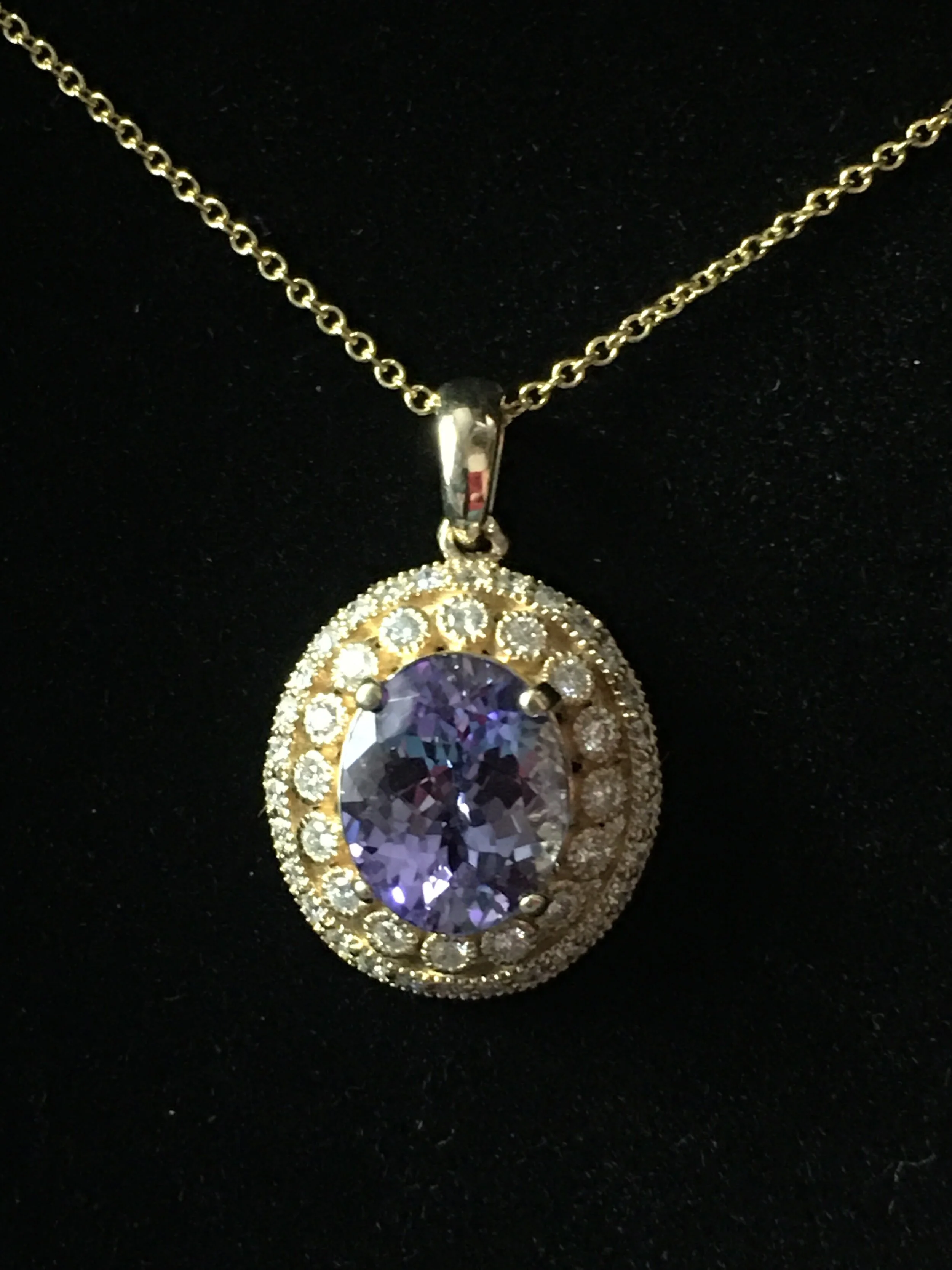 Tanzanite Diamond And Yellow Gold Pendant 1.JPG