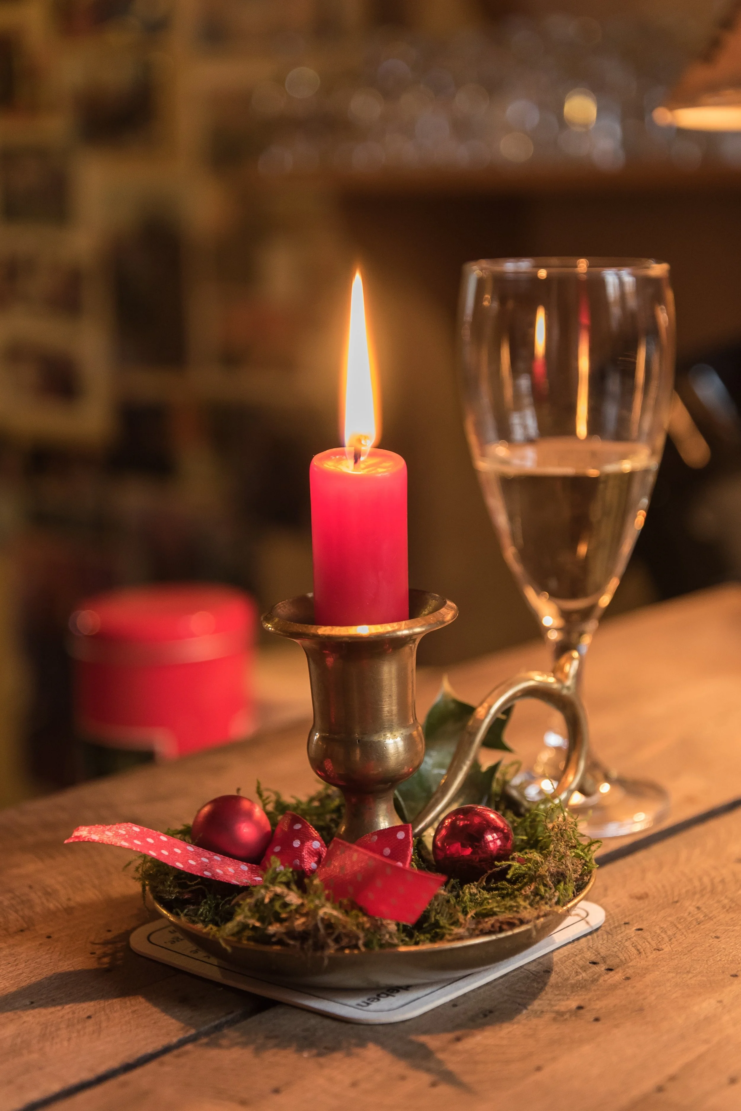 Celebrate:  20 Christmas Plates to Make Your Table a Standout!