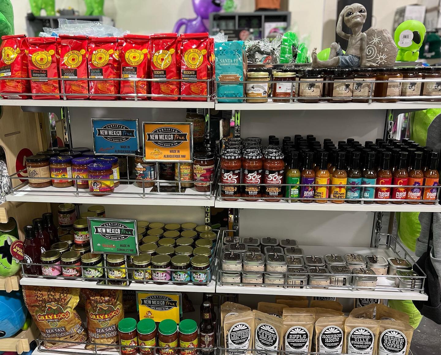 Check out our certified #newmexicotrue section at the shop!
.
.
#moonmanprinting #roswellnm #downtownroswell #roswellnewmexico #mainstreetroswell #roswell #newmexicotrue #madeinnm #madeinnewmexico #nmpinoncoffee #sadiesofnewmexico #oldbarrelteacompan