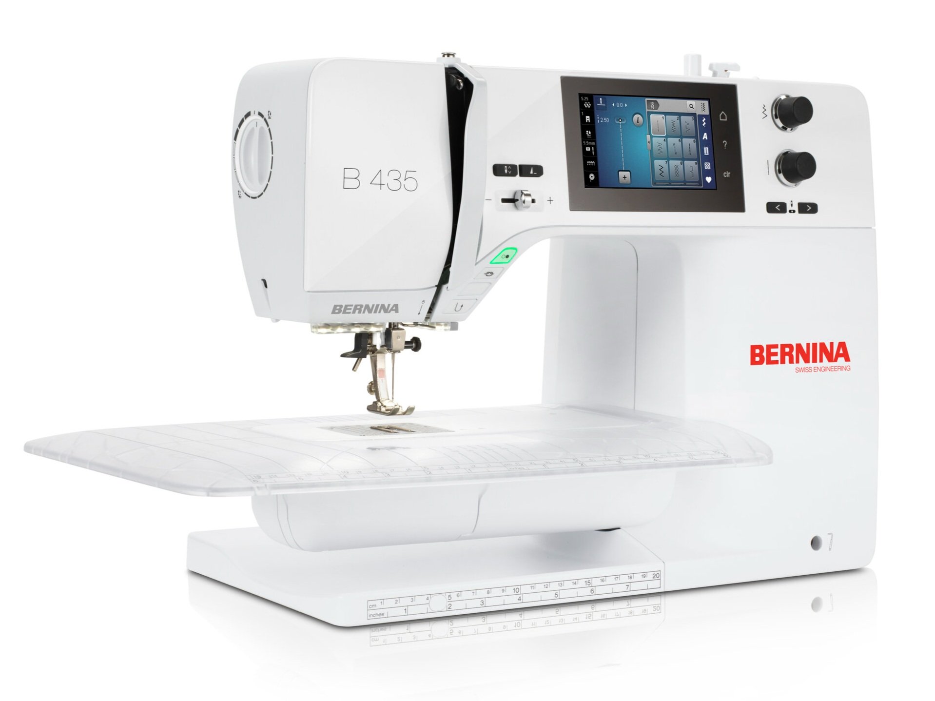 bernina_435_atelier_anschiebetisch_44441195211_o.jpg