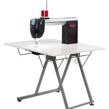 Bernina Q20 with Fold up Table