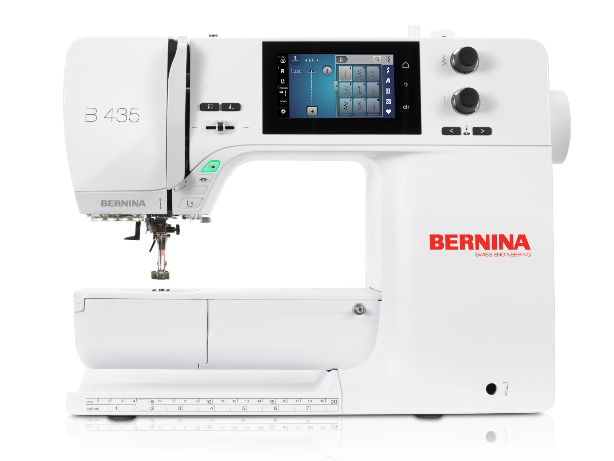 bernina_435_frontal_44441197111_o.jpg