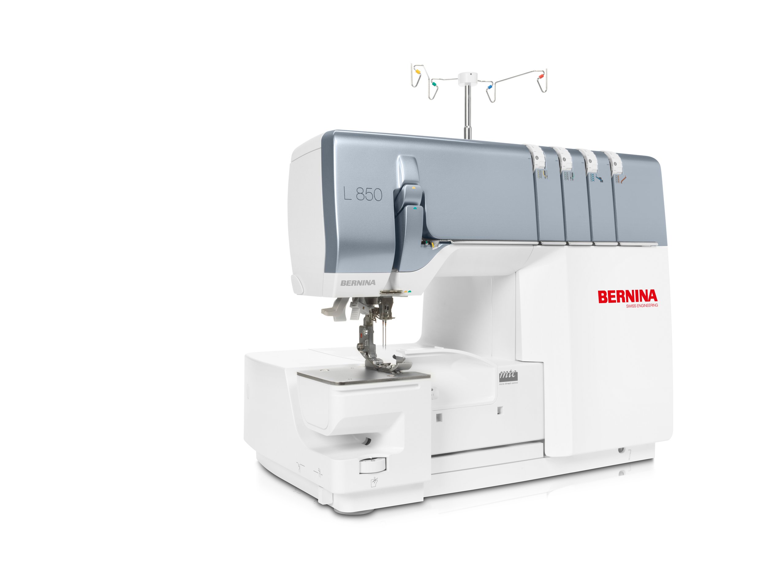 Bernina_L850_atelier_0023.jpg
