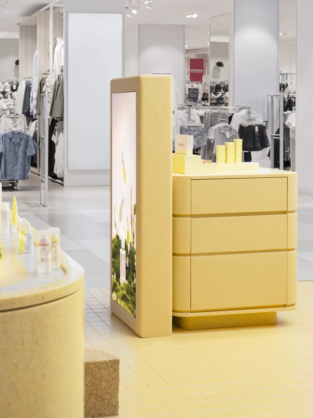 Lumi IOI City Mall — Newcleus Design