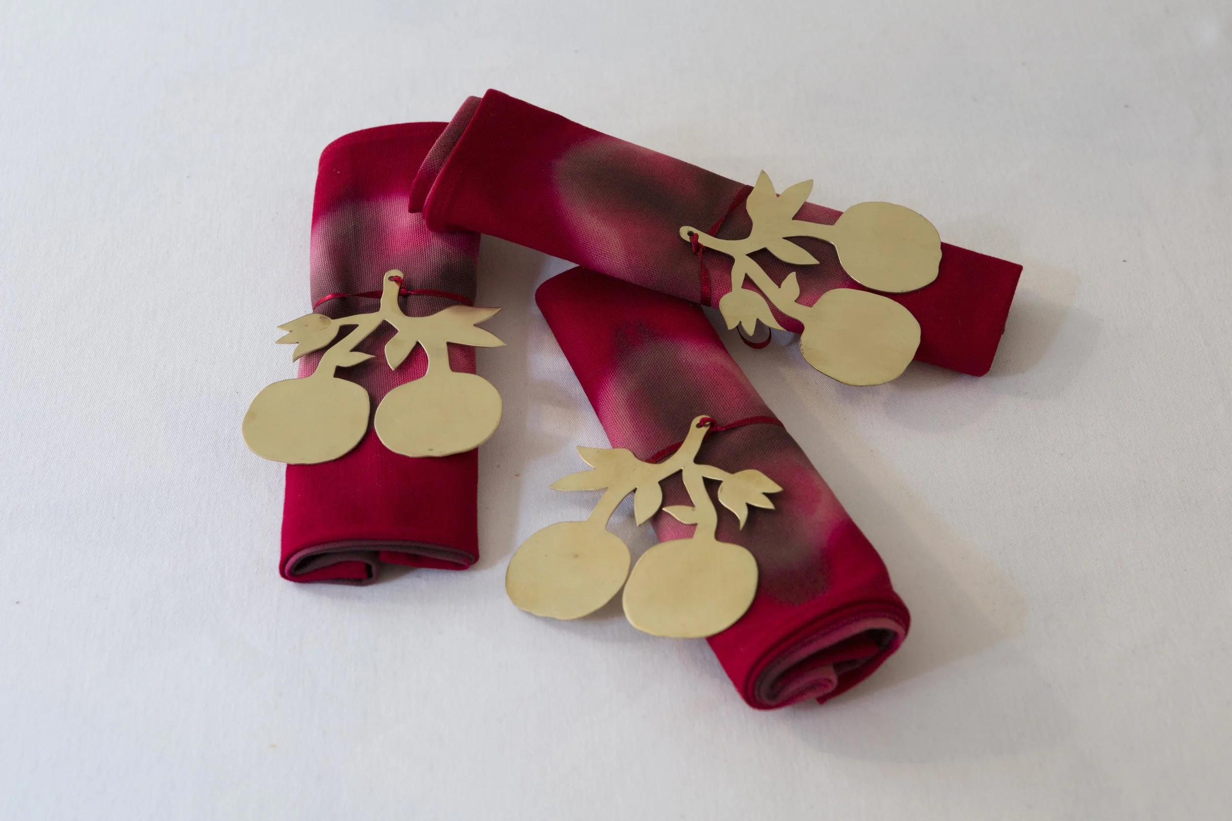 DATCHA - décoration fruits grenades métal laiton doré / Golden brass hand-cut pomegranate decoration fruit
