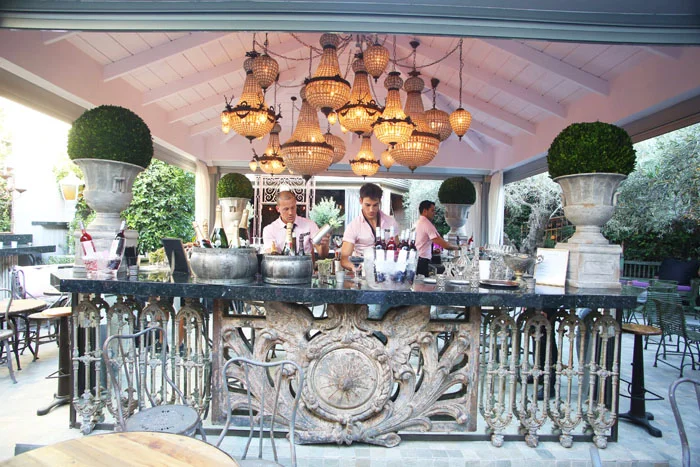 PUMP Lounge