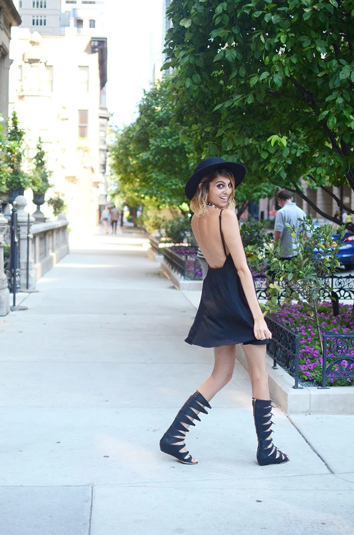 backless dresses