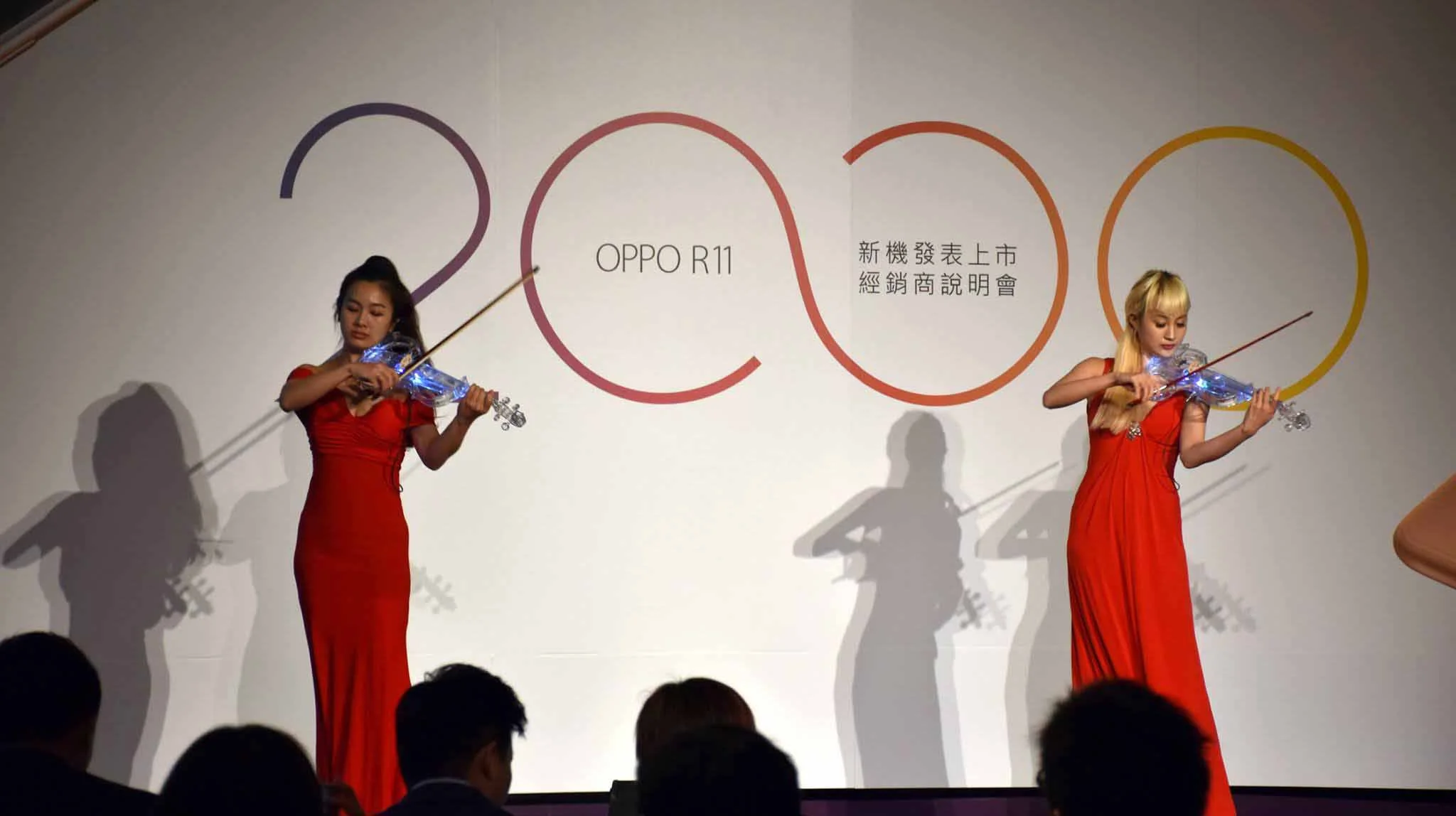 LED violin: LED 小提琴