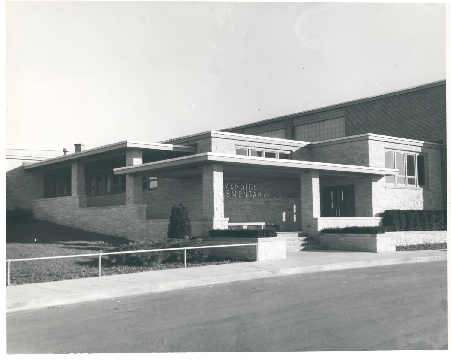 Riverside Entry, 1950's