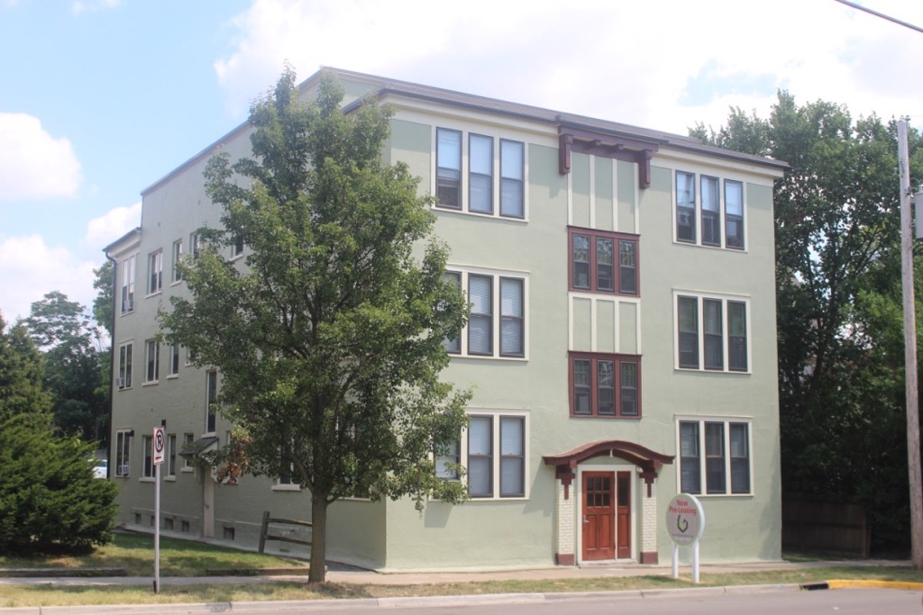 DAVERMAN APARTMENTS/APARTMENTS