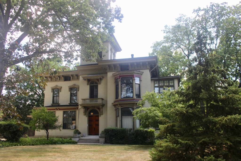 GILBERT BROTHERS PALACE/MORRIS MANOR