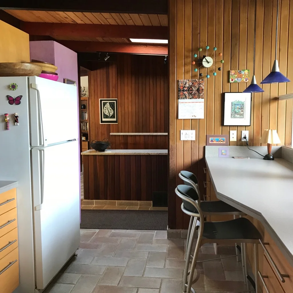 ORIGINAL POST FAMILY HOWARD MILLER CLOCK AWNING WINDOWS STILL HANGS IN THE KITCHEN
